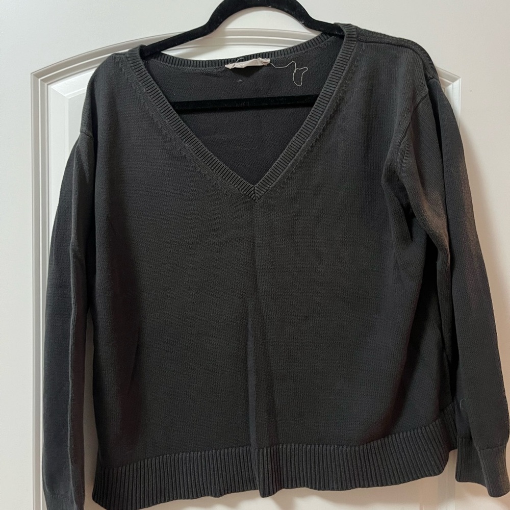 Women's V-Neck Faded Black Oversized Everlane Sweater